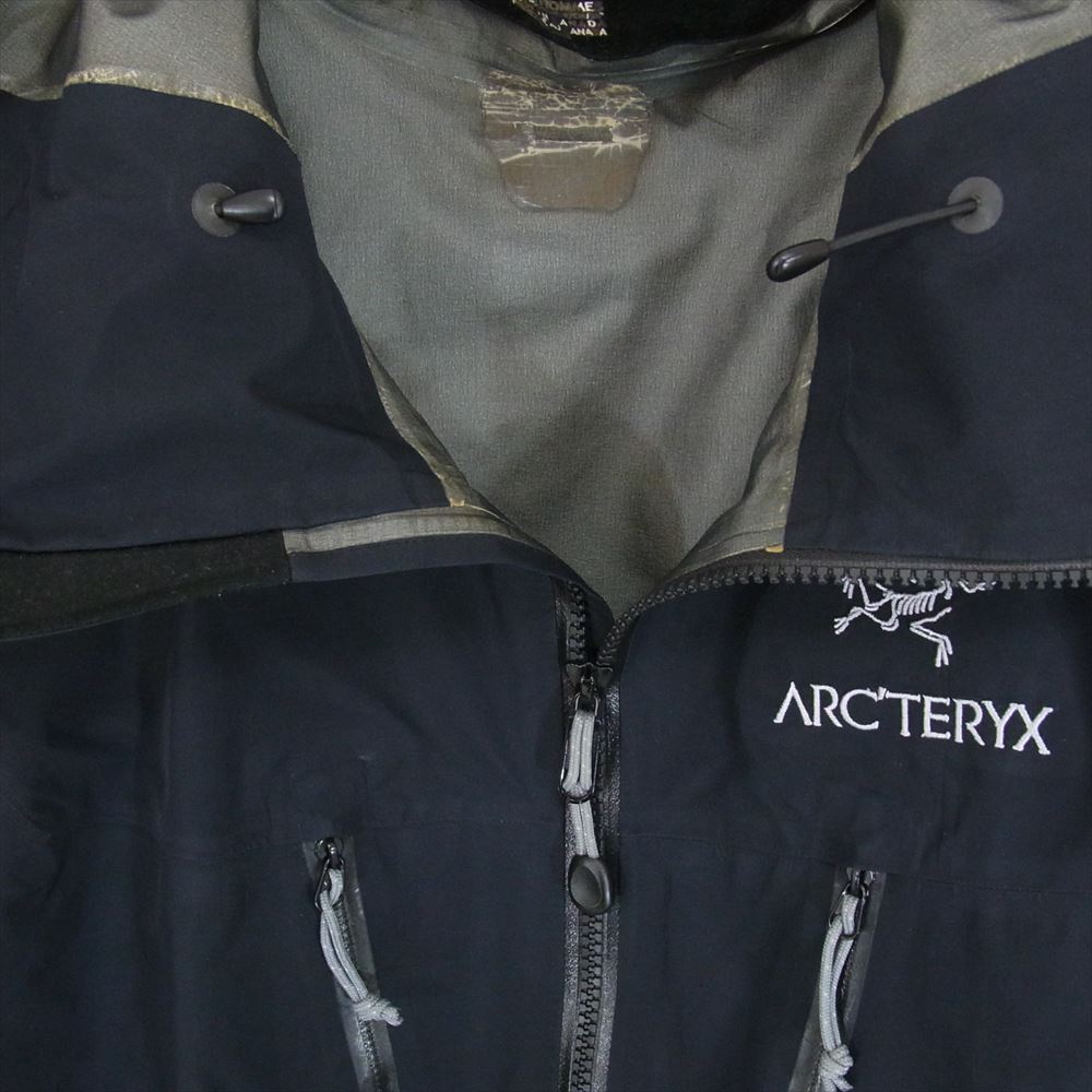 ARC'TERYX アークテリクス カナダ製 ALPHA LT アルファ LT ゴアテックス ジャケット ブラック系 S【中古】