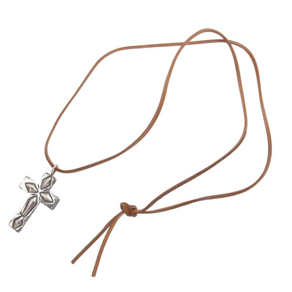 ナバホ族 Orville White オーヴィル ホワイト ナバホ族 クロストップ ネックレス シルバー系【中古】