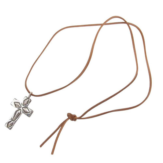 ナバホ族 Orville White オーヴィル ホワイト ナバホ族 クロストップ ネックレス シルバー系【中古】