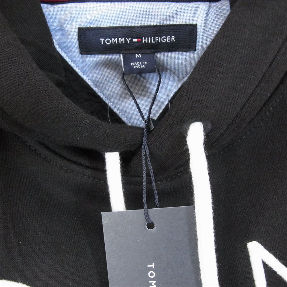 TOMMY HILFIGER トミーヒルフィガー フロント刺繍ロゴ スウェットパーカー ブラック系 M【美品】【中古】