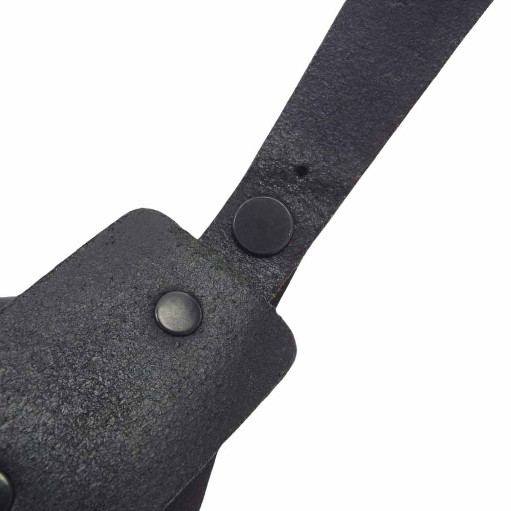 STRUM ストラム × T.A.S ティーエーエス フルタンニン ピット鞣し シュリンク ホースハイド ショルダーバッグ ブラック系【中古】