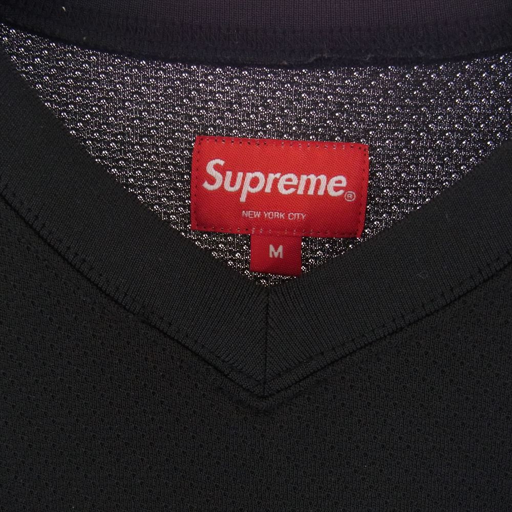 Supreme シュプリーム 22SS Faux Croc Football Jersey フットボール ジャージ ロゴワッペン Vネック 半袖 Tシャツ カットソー ブラック系 M【美品】【中古】