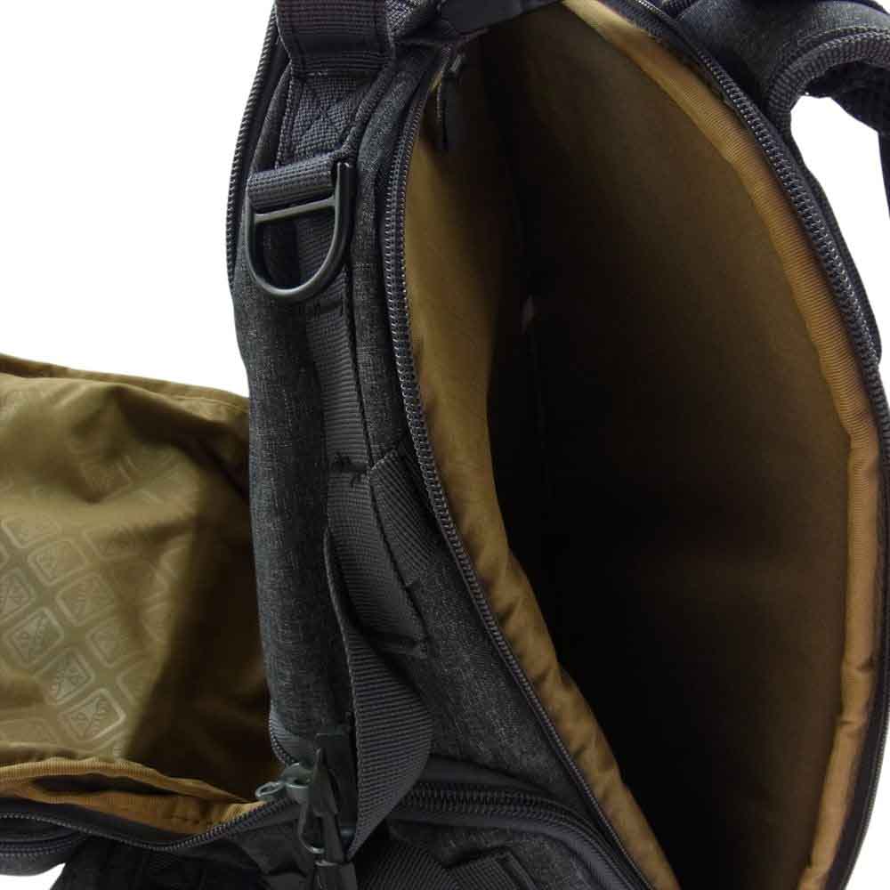 ハザード4 Grayman Drawbridge Daypack グレイマン ドローブリッジ デイパック バックパック リュック グレー グレー系【新古品】【未使用】【中古】