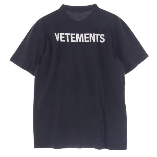 VETEMENTS ヴェトモン 18SS WAH18TR16 STAFF LOGO TEE スタッフ ロゴ プリント クルーネック 半袖 Ｔシャツ ブラック系 S【中古】