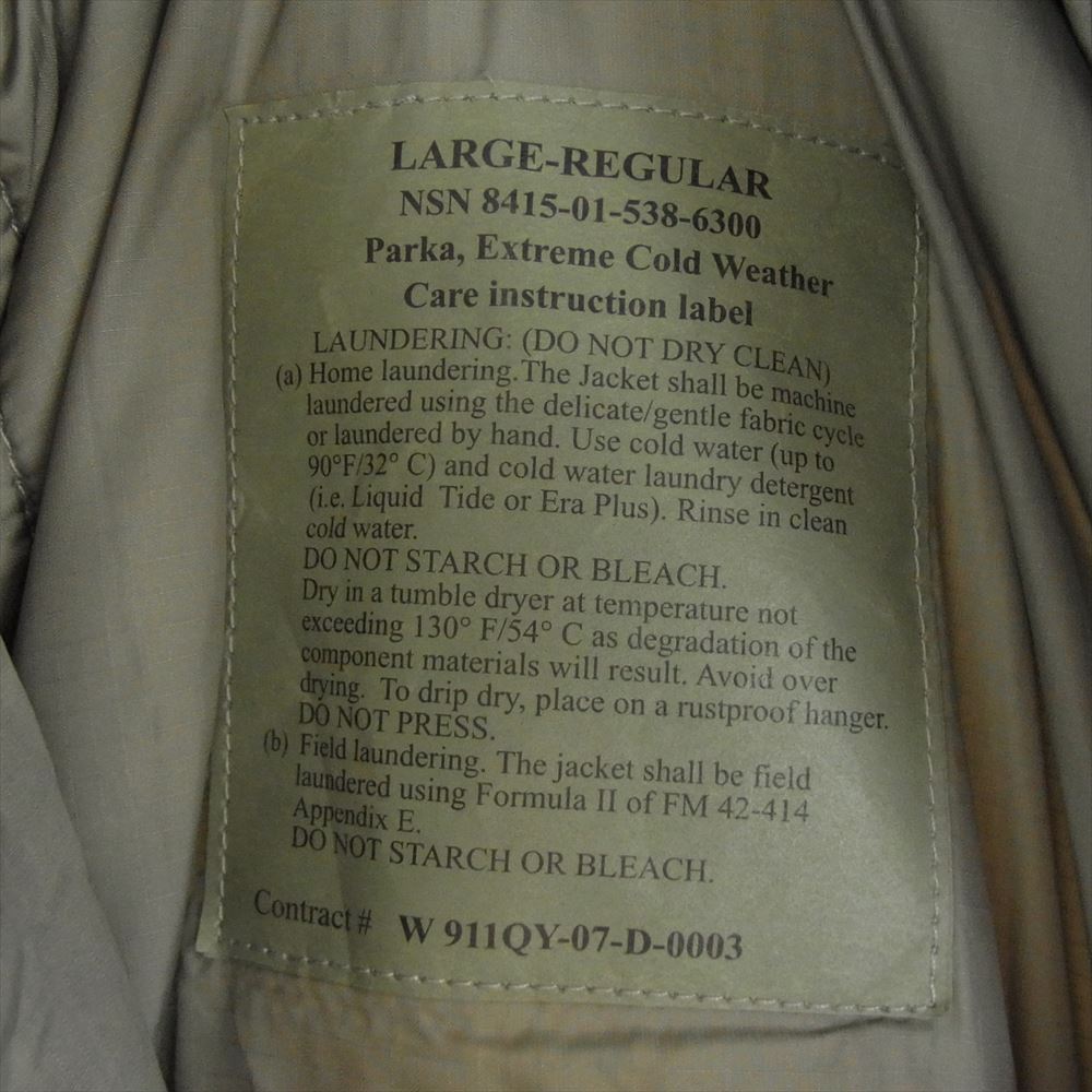 ユーエスアーミー 8415-01-538-6300 USA製 ECWCS GEN3 LEVEL7 JACKET COLD WEATHER PARKA STERLINGWEAR OF BOSTON製 エクワックス レベル7 コールド ウェザー パーカ ジャケット ベージュグレー系 LARGEーREGULAR【中古】