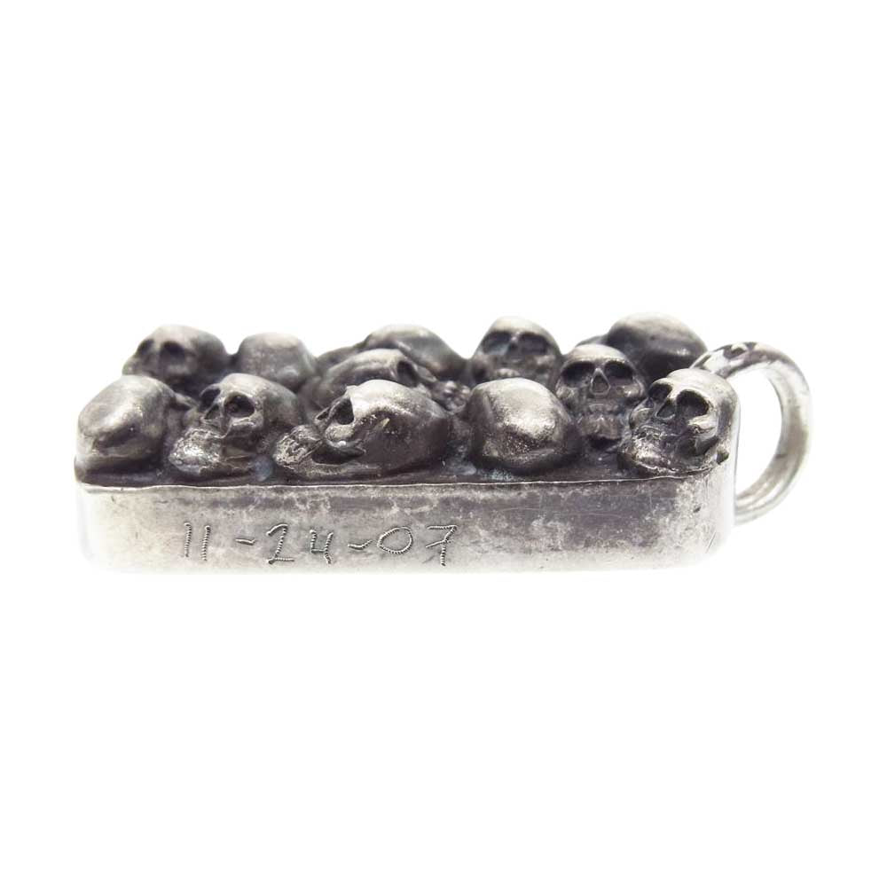 STANLEY GUESS スタンリーゲス マルチスカル ウッド リバーシブル ドッグタグ スモール ペンダントトップ シルバー系 ブラック系【中古】