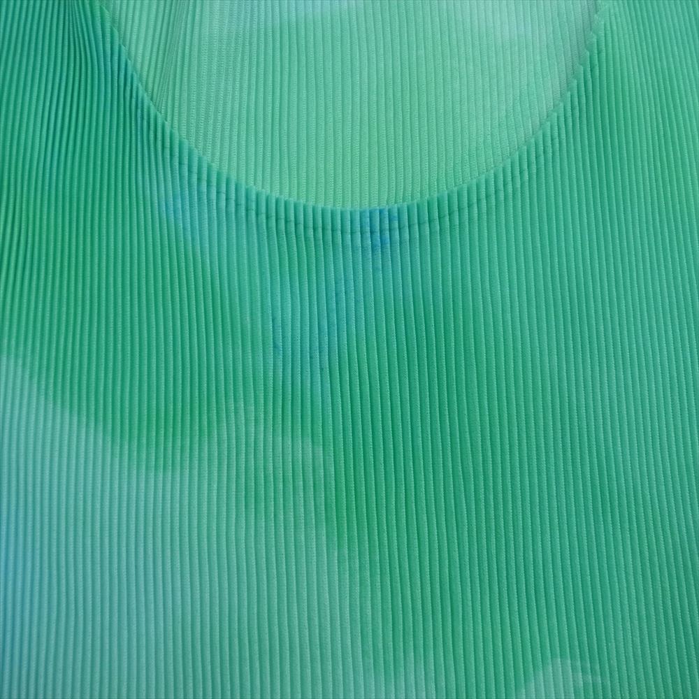 PLEATS PLEASE プリーツプリーズ イッセイミヤケ PP31FK311 SHORE MIST プリーツ加工 細プリーツ 総柄 カットソー グリーン系 3【美品】【中古】