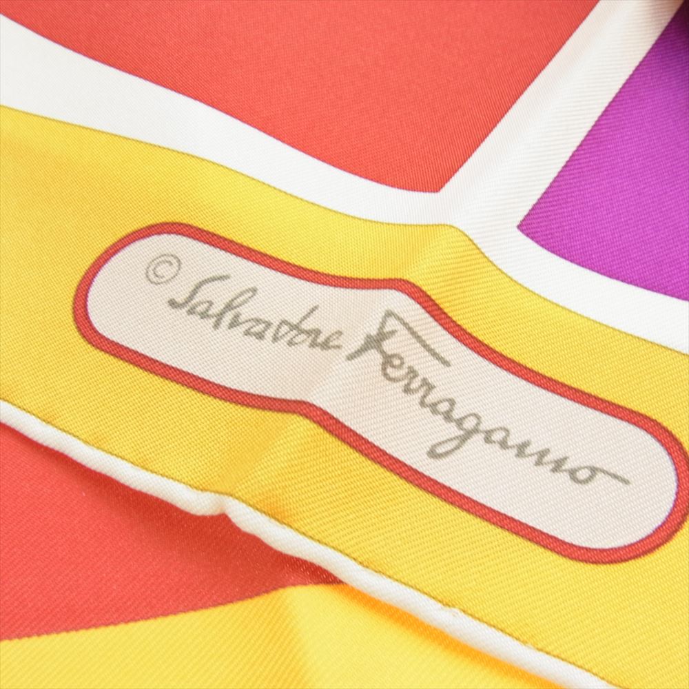Salvatore Ferragamo サルヴァトーレフェラガモ シルク100％ パンプス柄 スカーフ マルチカラー系【中古】