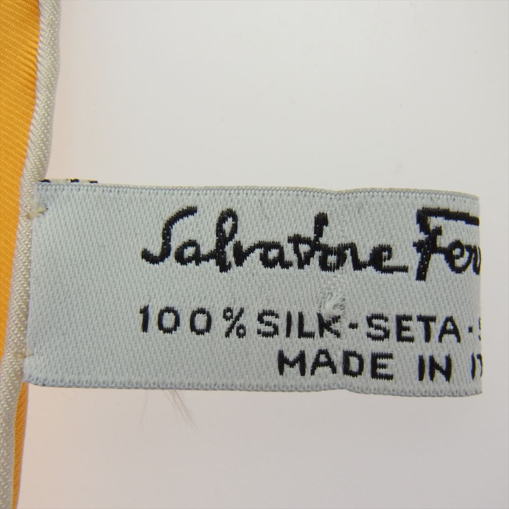 Salvatore Ferragamo サルヴァトーレフェラガモ シルク100％ パンプス柄 スカーフ マルチカラー系【中古】