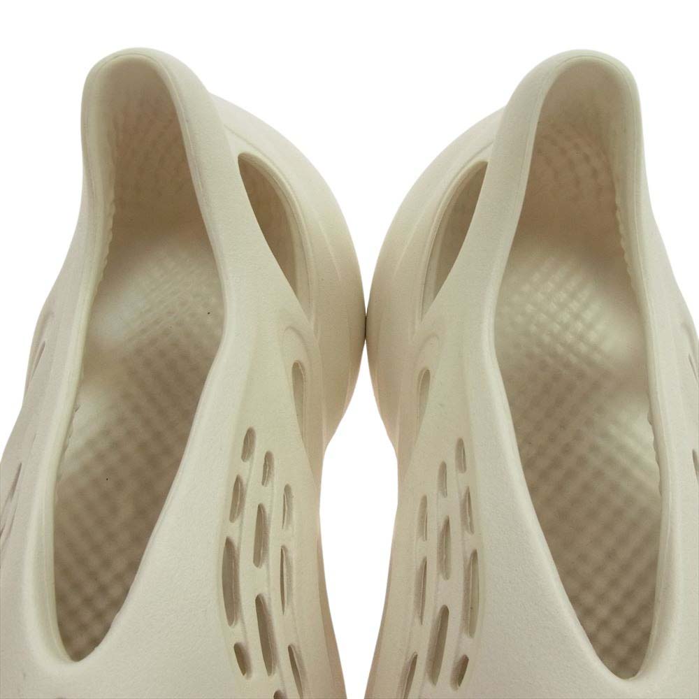 adidas アディダス FY4567 YEEZY Foam Runner Sand イージー フォームランナー サンド スニーカー サンダル オフホワイト系 27.5cm【中古】