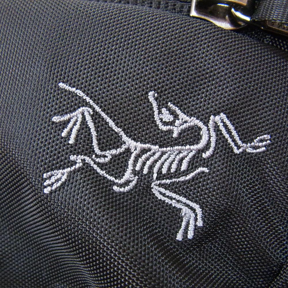 ARC'TERYX アークテリクス 25817 MANTIS 2 WAISTPACK マンティス ウエストパック ボディバッグ  ブラック系【新古品】【未使用】【中古】