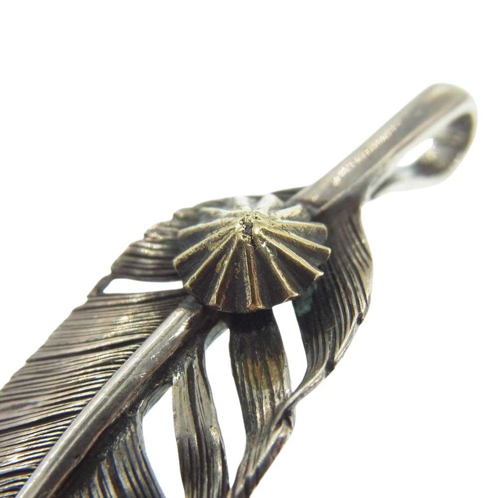 ラッキージョン フェザー ペンダントトップ シェル Sサイズ シルバー系 ゴールド系【中古】