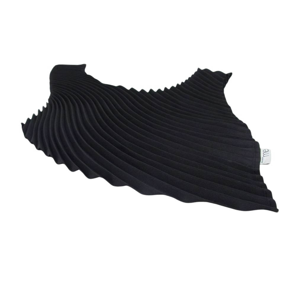 ISSEY MIYAKE イッセイミヤケ me ミ― MI33AG991 プリーツ加工 トートバッグ ブラック系【中古】