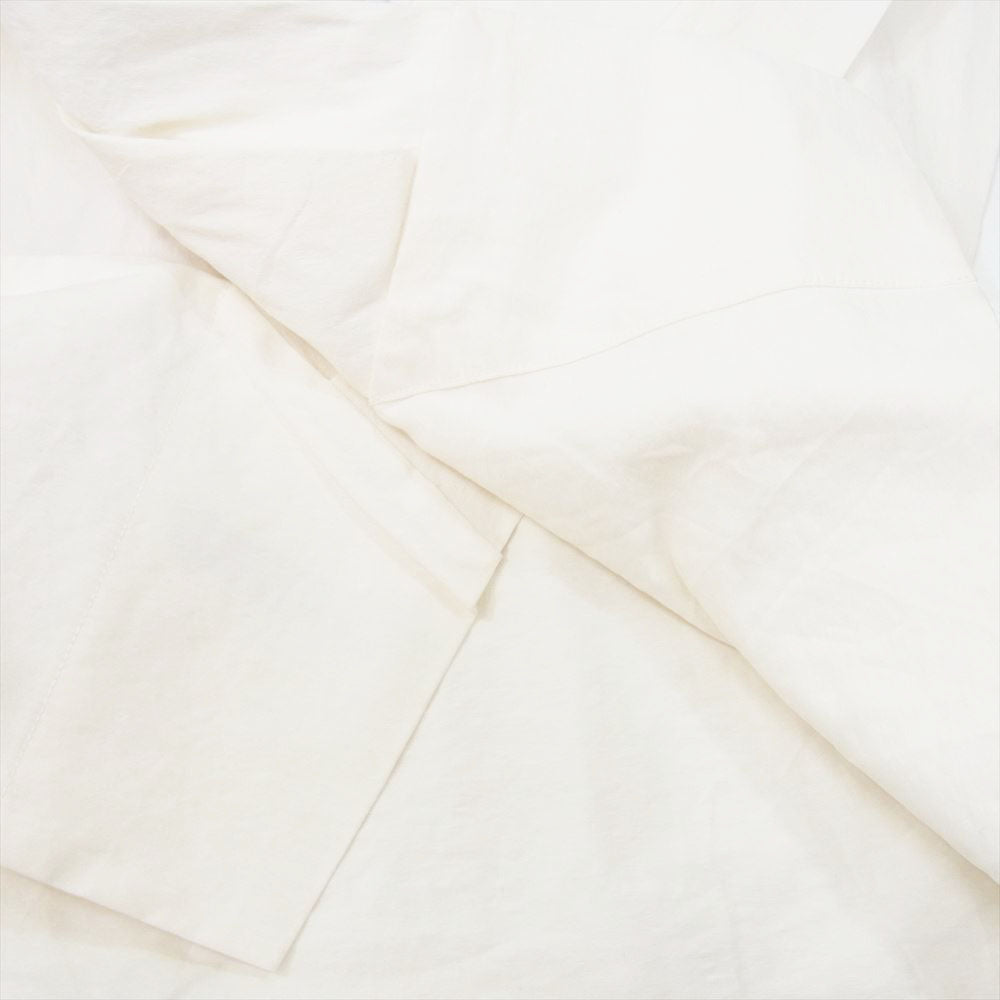 ISSEY MIYAKE イッセイミヤケ 24SS IM41FJ565 SHAPED MEMBRANE ビスチェ ベスト ジレ ホワイト系 2【中古】