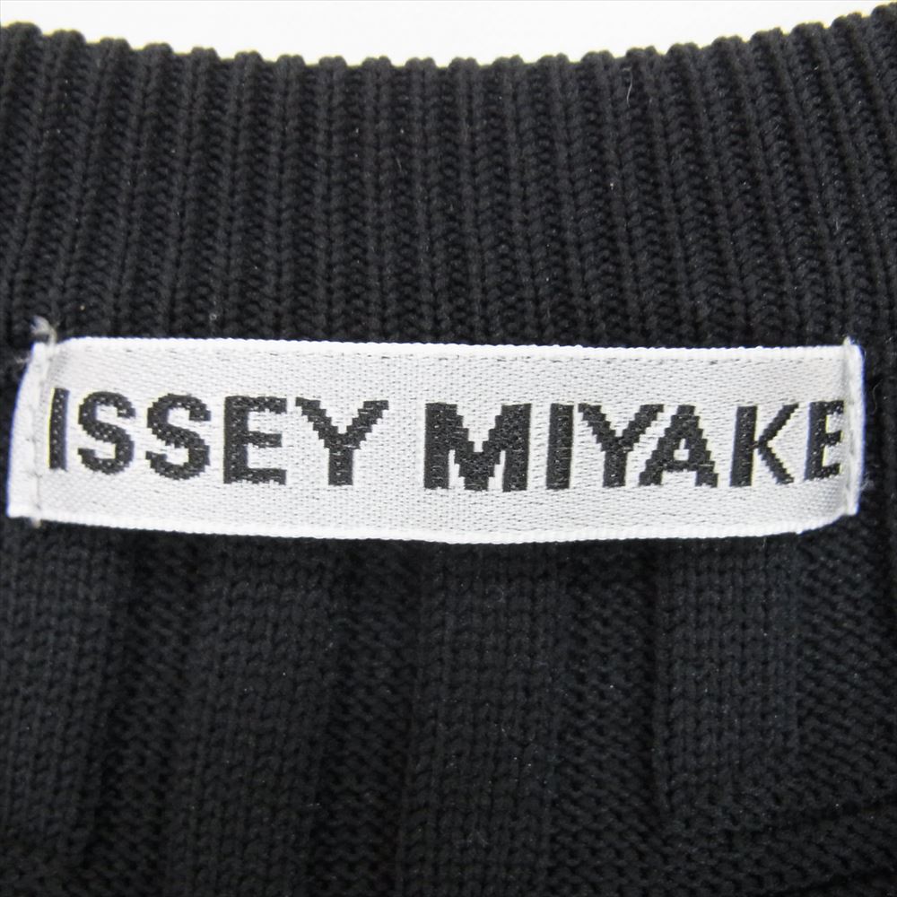 新品タグ付きISSEYMIYAKE KONEKONニットワンピース黒2 ISSEY MIYAKE イッセイミヤケ IM23 KH295 コネコネ ニット 長袖 ロング