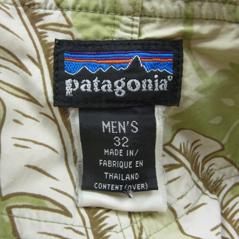 patagonia パタゴニア ショーツ 総柄  カーキ系 32【中古】