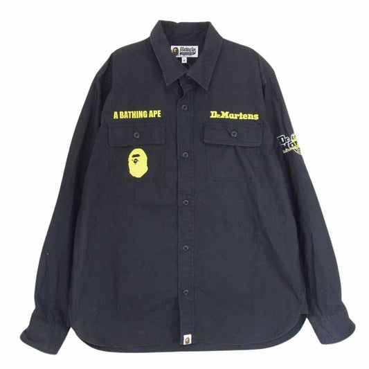 A BATHING APE アベイシングエイプ 001SHE231902X ? Dr.Martens ドクターマーチン Wネーム ロゴ刺繍 長袖 ミリタリー シャツ ブラック系 M【中古】