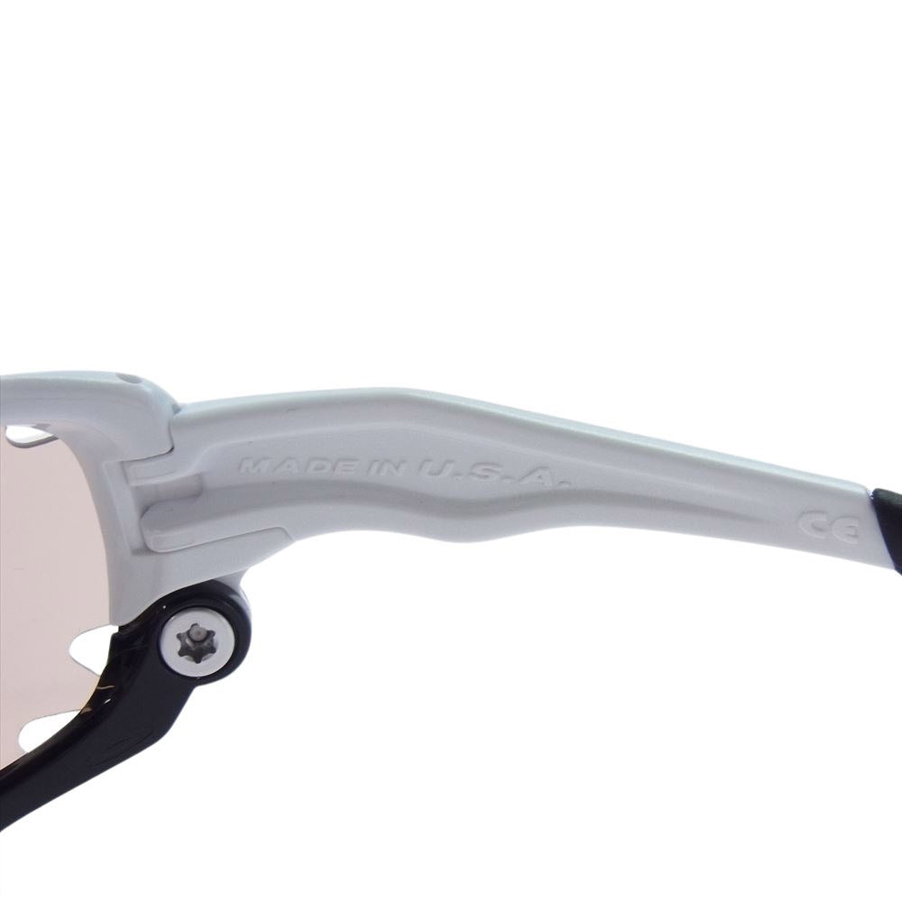 OAKLEY オークリー JAWBONE ジョウボーン 調光レンズ サングラス アイウェア フレーム：ホワイト、ブラック【中古】