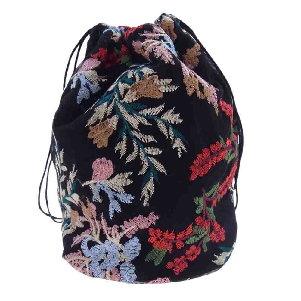 ツル バイ マリコオイカワ  巾着 バッグ 刺繍 花柄 植物柄 ブラック系【極上美品】【中古】