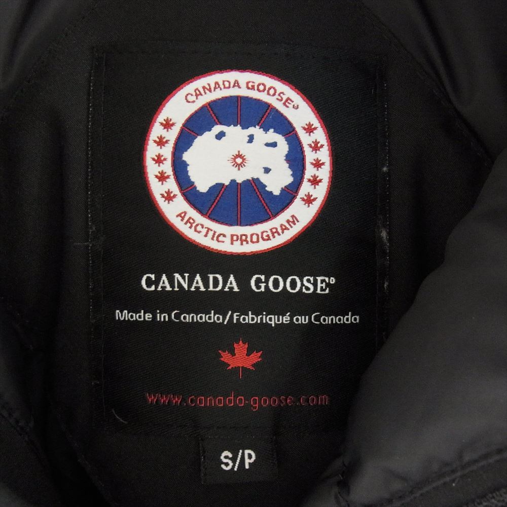 CANADA GOOSE カナダグース 4078JM KAMLOOPS カムループス ロゴ ワッペン 刺繍 ダウン ジャケット ブラック系 S【中古】