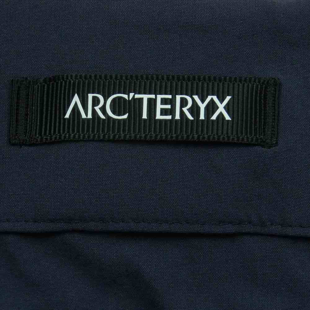 ARC'TERYX アークテリクス 2024年モデル CRONIN SHORT 11 M クロニン ショート ショーツ ハーフ パンツ ネイビー系 36【美品】【中古】