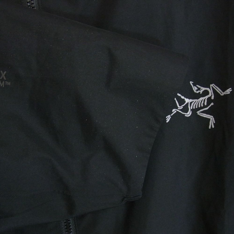 ARC'TERYX アークテリクス 2023年モデル SOLANO JACKET M GORE-TEX INFINIUM ソラノ スタンドカラー フルジップ ジャケット  ブラック系 XL【美品】【中古】