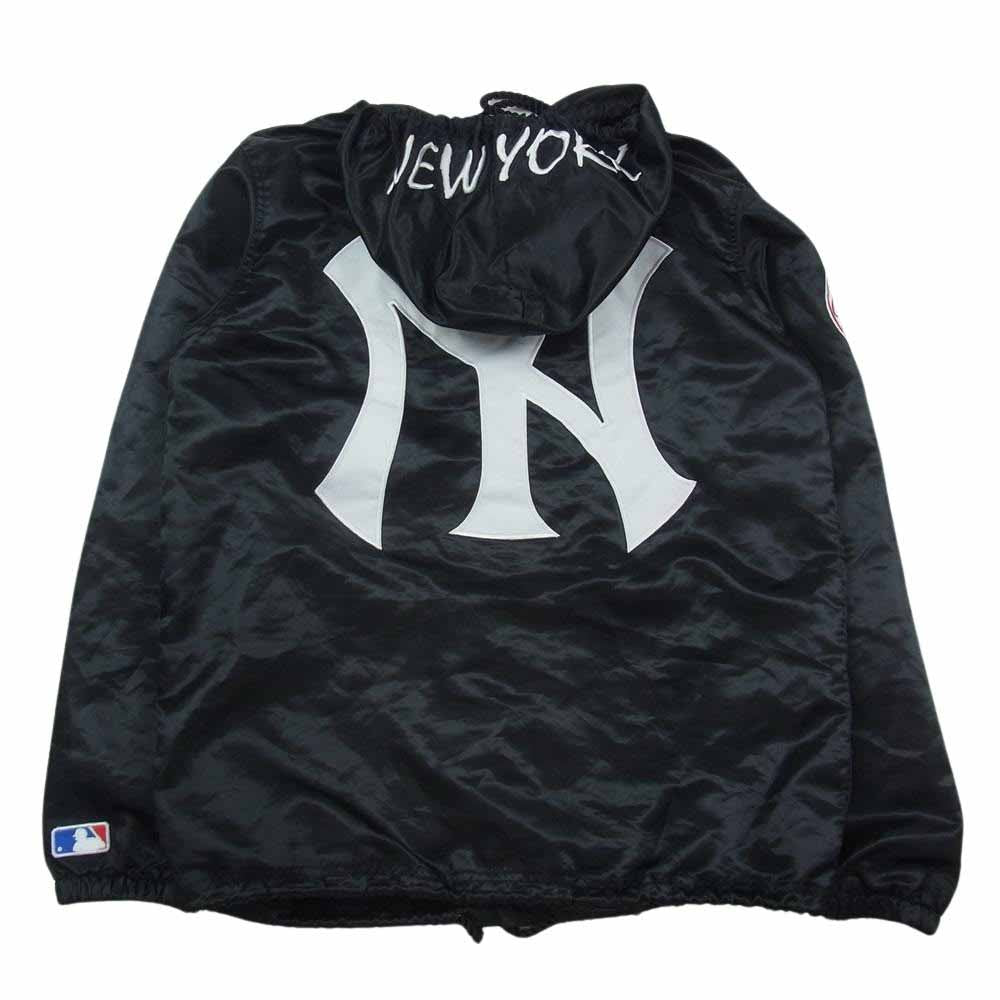 マジェスティック New York Yankees ニューヨークヤンキース サテン フーデッド ジャケット ブラック系 M【中古】