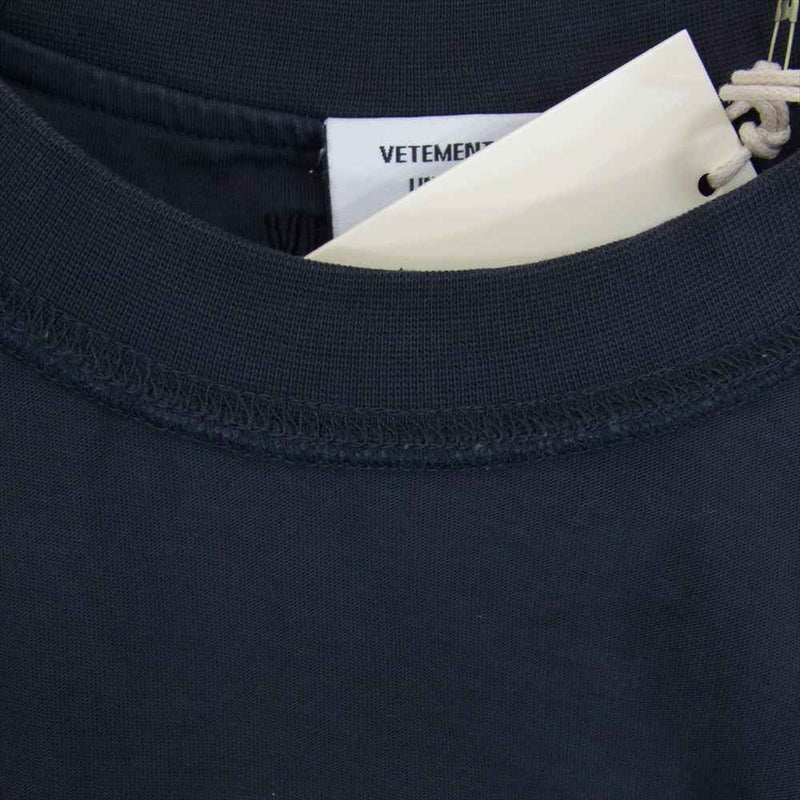 VETEMENTS ヴェトモン 24SS UE64TR600NN Inside Out Embroidered Logo インサイドアウト エンブロイダリー ロゴ 半袖 Tシャツ ネイビー系 L【中古】