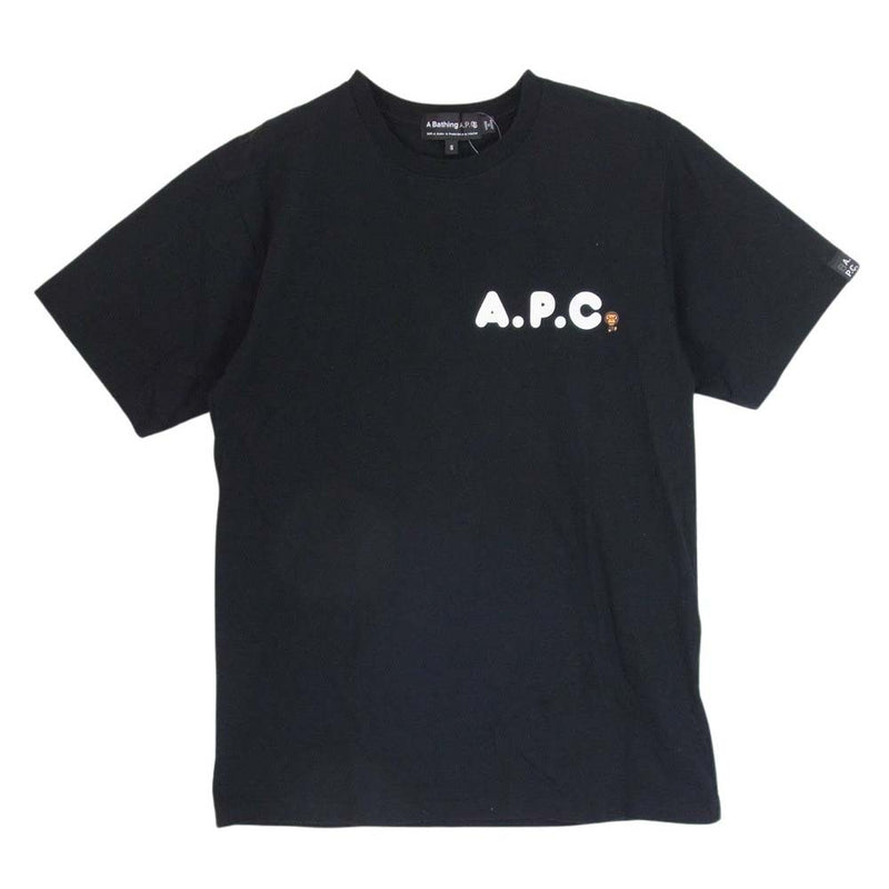 A BATHING APE アベイシングエイプ 002TEI231901C × A.P.C アーペーセー ロゴ プリント Tシャツ ブラック系 S【中古】