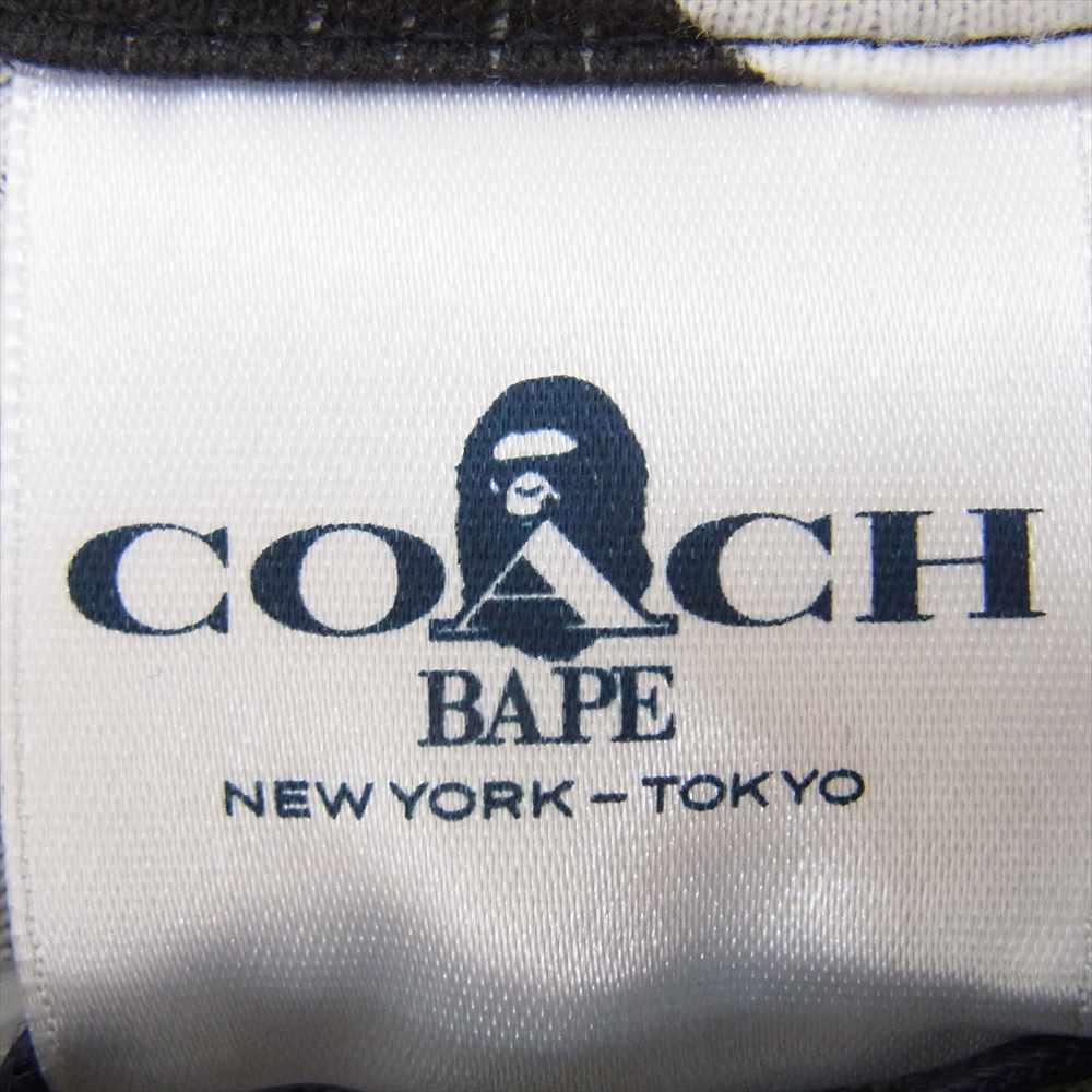 A BATHING APE アベイシングエイプ 001CSH731901C × COACH コーチ 総柄 Tシャツ ブラック系 M【極上美品】【中古】