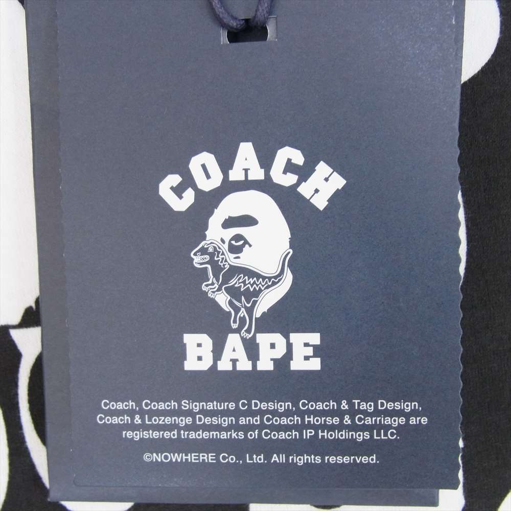A BATHING APE アベイシングエイプ 001CSH731901C × COACH コーチ 総柄 Tシャツ ブラック系 M【極上美品】【中古】