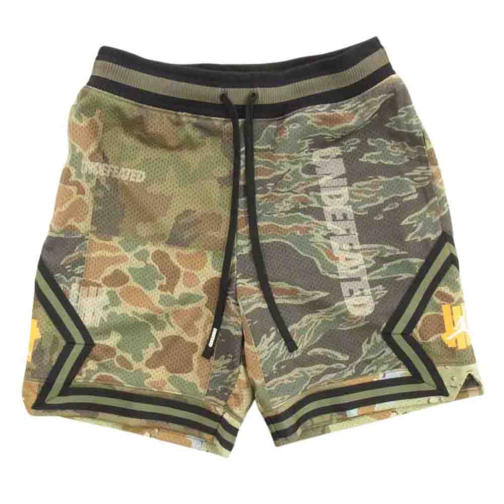 NIKE ナイキ DX4292-380 × UNDEFEATED アンディフィーテッド JORDAN ジョーダン short Camo ショート カモ 迷彩 ハーフ パンツ ショーツ グリーン系【中古】