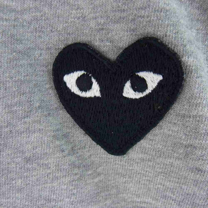 PLAY COMME des GARCONS プレイコムデギャルソン AZ-T075-051-1-9 CDG TOP DYED COTTON JERSEY WITH BLACK EMBLEM ブラック ハート ワッペン Tシャツ グレー系 XS【新古品】【未使用】【中古】