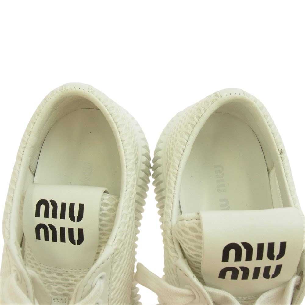 MIUMIU ミュウミュウ メッシュ フラットフォーム ロゴ スニーカー ホワイト系 34.5【中古】