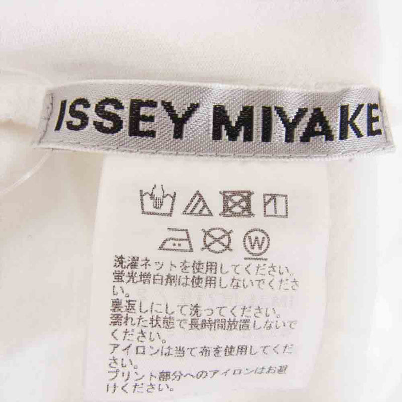 ISSEY MIYAKE イッセイミヤケ BODILY ABSTRACTION LINKAGE 袖変形 フロントプリント 七分袖 Tシャツ カットソー ホワイト系 2【中古】