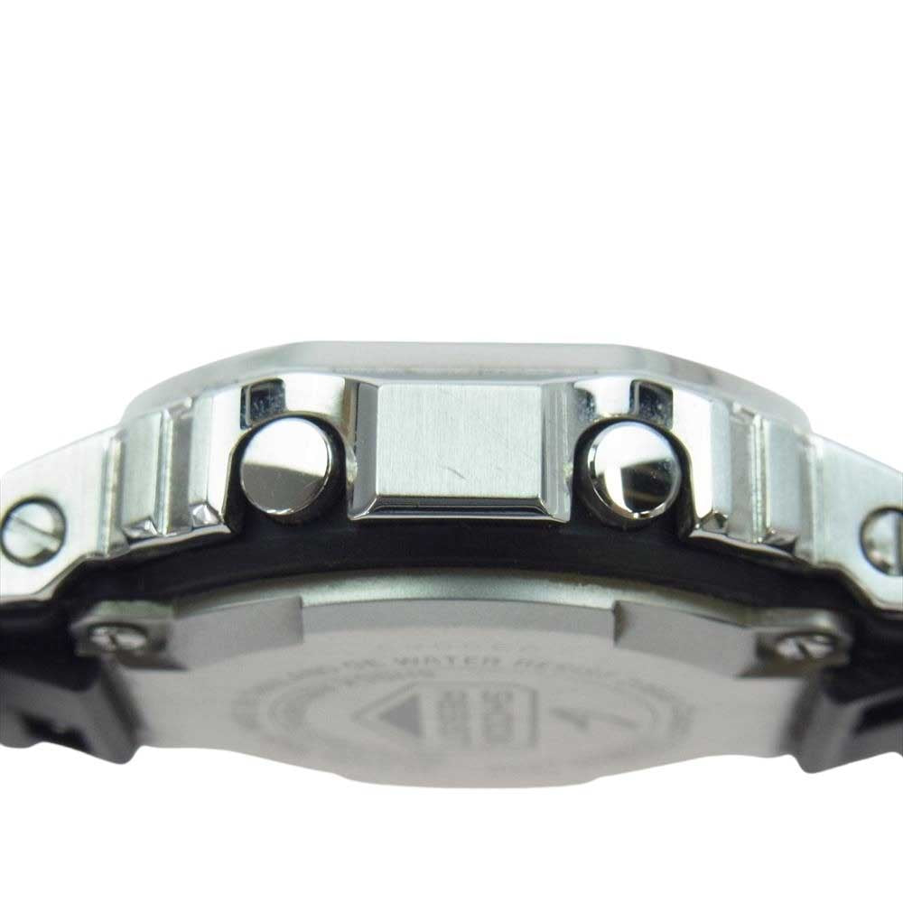 G-SHOCK ジーショック GM-5600-1JF  メタル スクエア ラバーバンド クォーツ ショックレジスト デジタル ウォッチ 時計 ブラック系 シルバー系【中古】