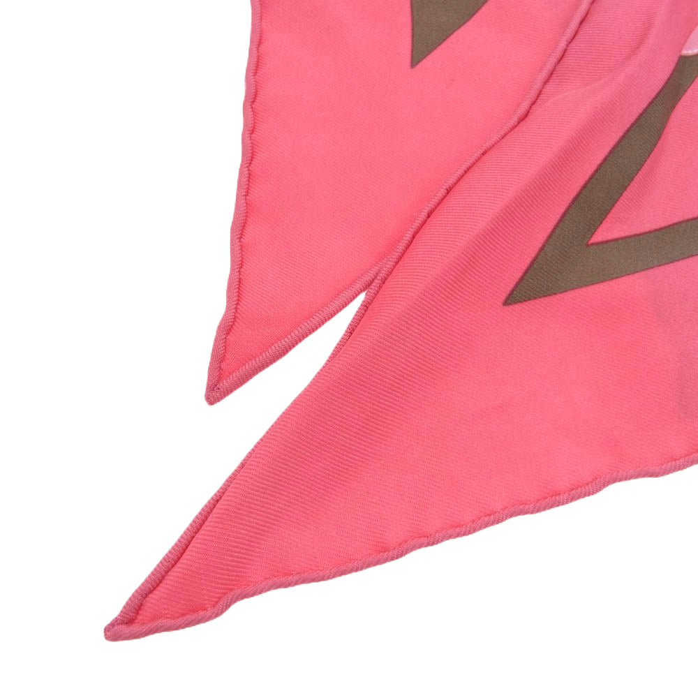 HERMES エルメス トライアングル ジェアン 三角 スカーフ ボルデュック リボン柄 シルク ピンク系【中古】