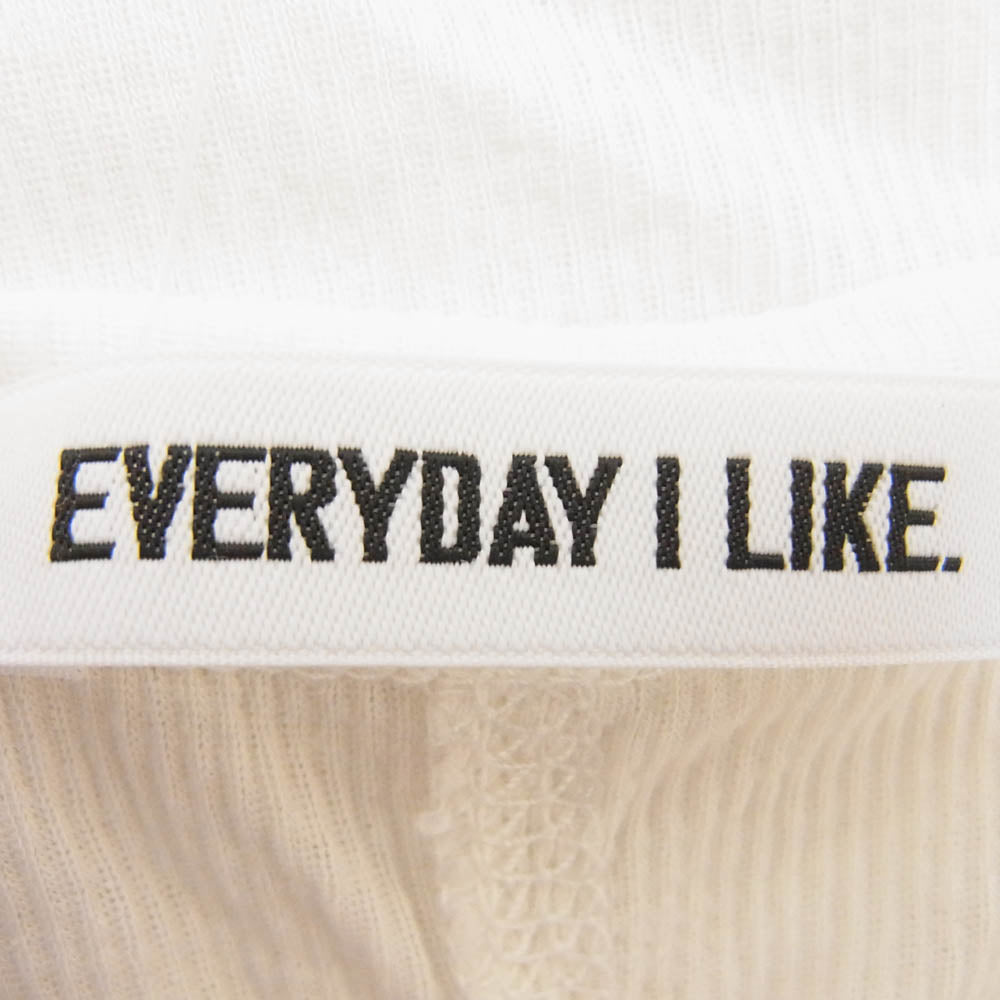 エブリデイアイライク 2023年モデル インナー付き 長袖 カットソー ホワイト系 サイズ表記無【中古】
