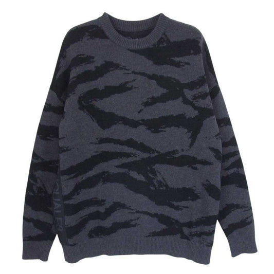 1piu1uguale3 ウノピュウノウグァーレトレ 19AW MRK190 CASH WOOL サイドロゴ カモフラ クルーネック ニット ブラック系 IV【中古】