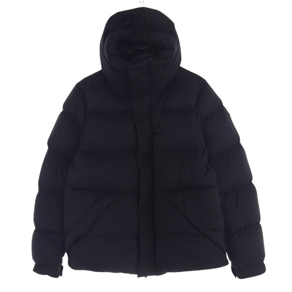 MONCLER モンクレール MADEIRA GIUBBOTTO ダウンジャケット I20911A00201 53333 ブラック系 4【中古】