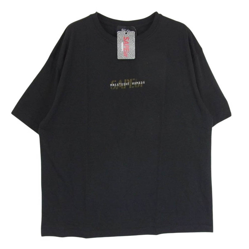 SAPEUR サプール A0023-323 × MASATOSHI HAMADA 浜田雅功 バックプリント 半袖 Tシャツ ブラック系 L【新古品】【未使用】【中古】