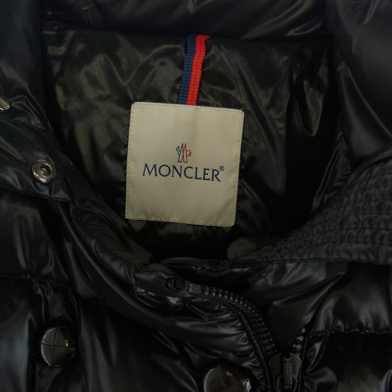 MONCLER モンクレール 220934690205 68950　　 DAIM くるみボタン ショートダウン ジャケット ブラック系  0 【中古】