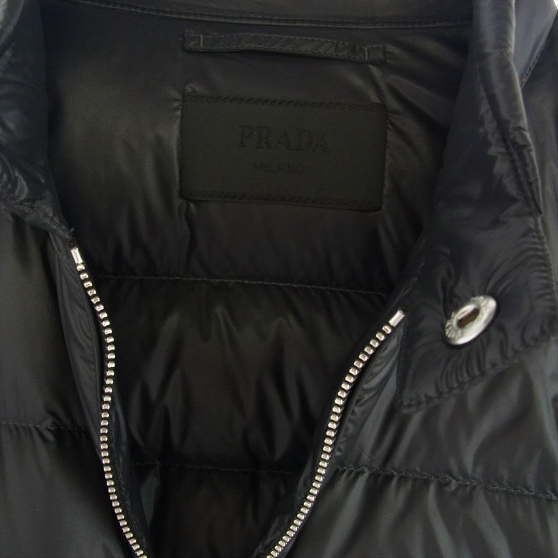 PRADA プラダ SGA506 スタンドカラー  三角プレート ダウン ジャケット ブラック系 52【中古】