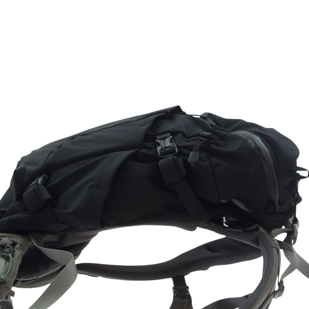 MYSTERY RANCH ミステリーランチ 293756 Coulee 25L クーリー25  バックパック デイパック リュック ナイロン ブラック系【中古】