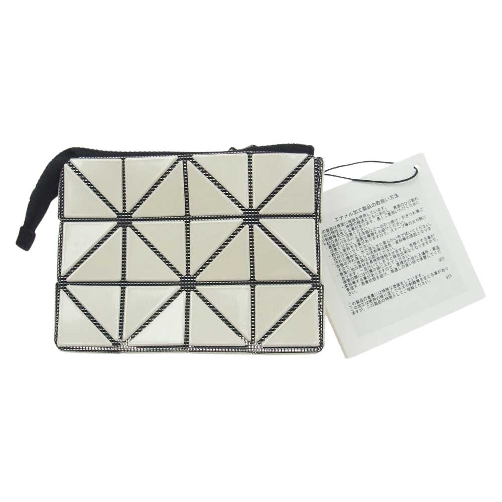 ISSEY MIYAKE イッセイミヤケ BB48AG742 BaoBao CASSETTE バオバオ カセット 財布 コインケース ホワイト系【中古】