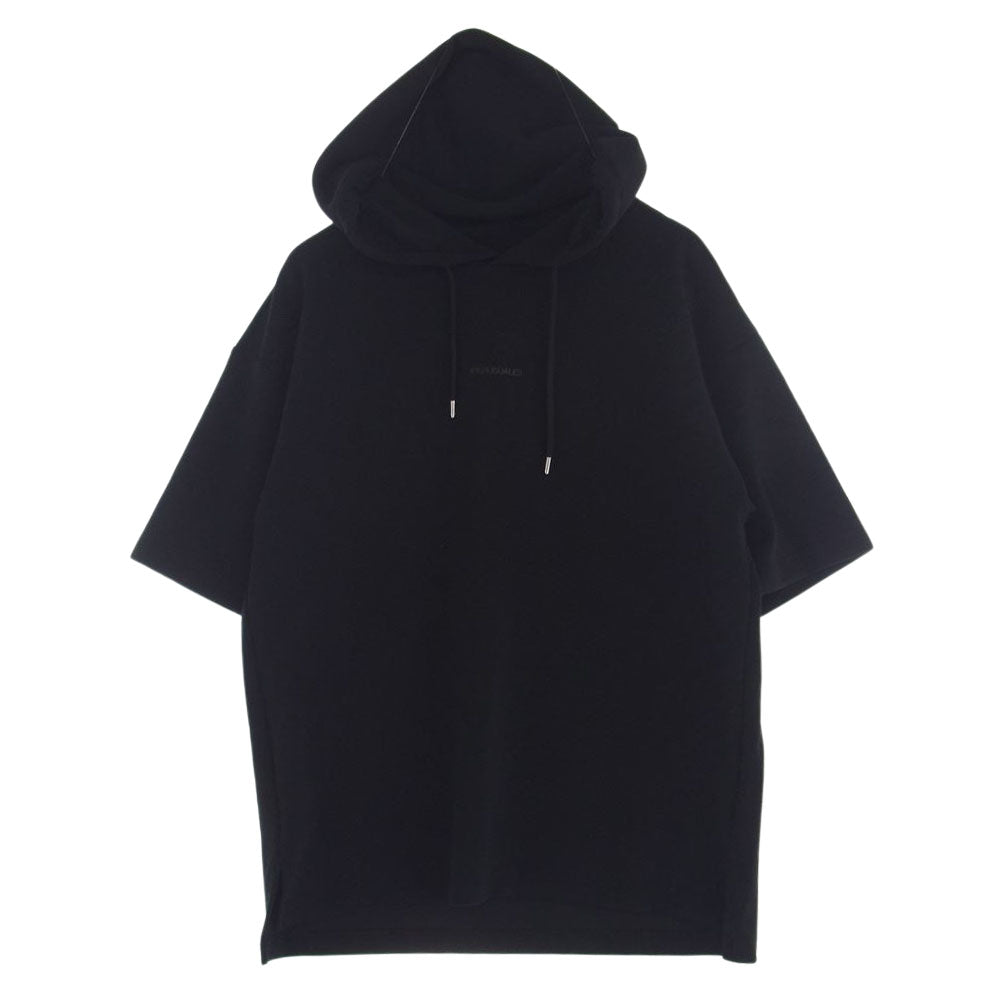 1piu1uguale3 ウノピュウノウグァーレトレ MRT301-PRY103 HOODED T PASCAL JERSEY ロゴ スウェット 半袖 パーカー ブラック系 V【中古】