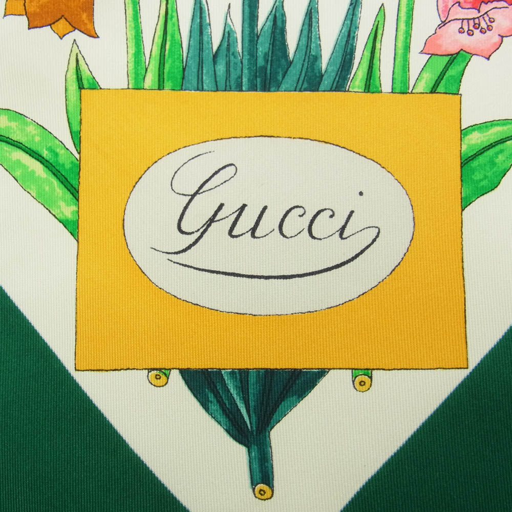 GUCCI グッチ シルク100％ 花 フラワー 花柄 蝶 スカーフ グリーン グリーン系【中古】