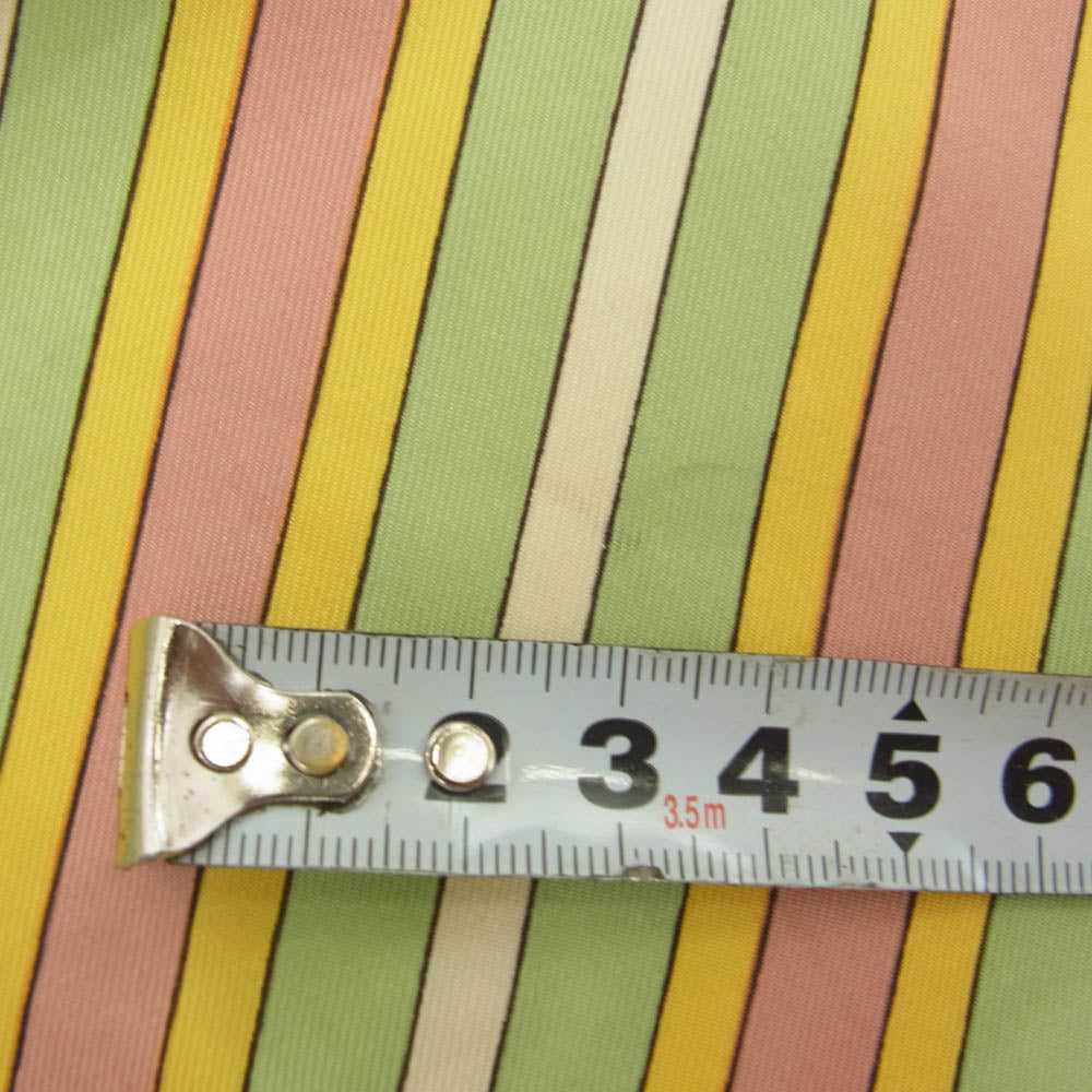 GUCCI グッチ シルク100％ 花 フラワー 花柄 蝶 スカーフ グリーン グリーン系【中古】