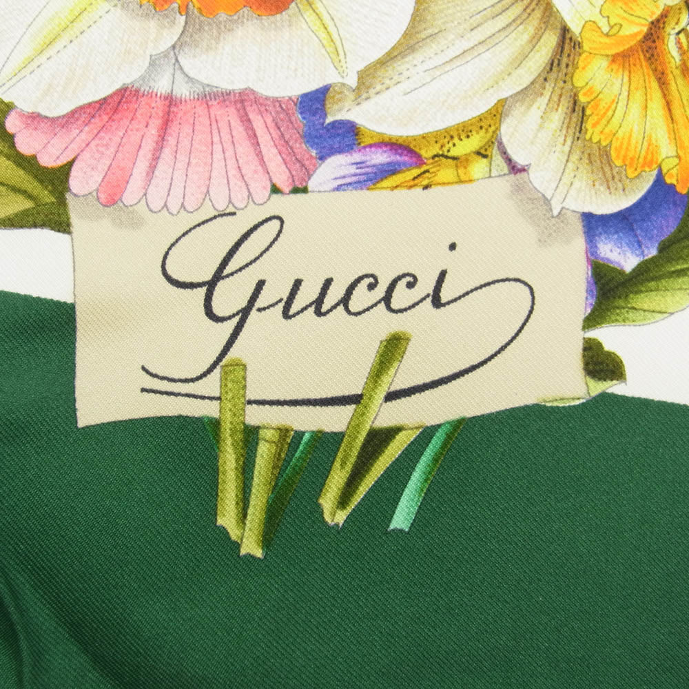 GUCCI グッチ シルク100％  フラワー 花柄 スカーフ グリーン グリーン系【中古】