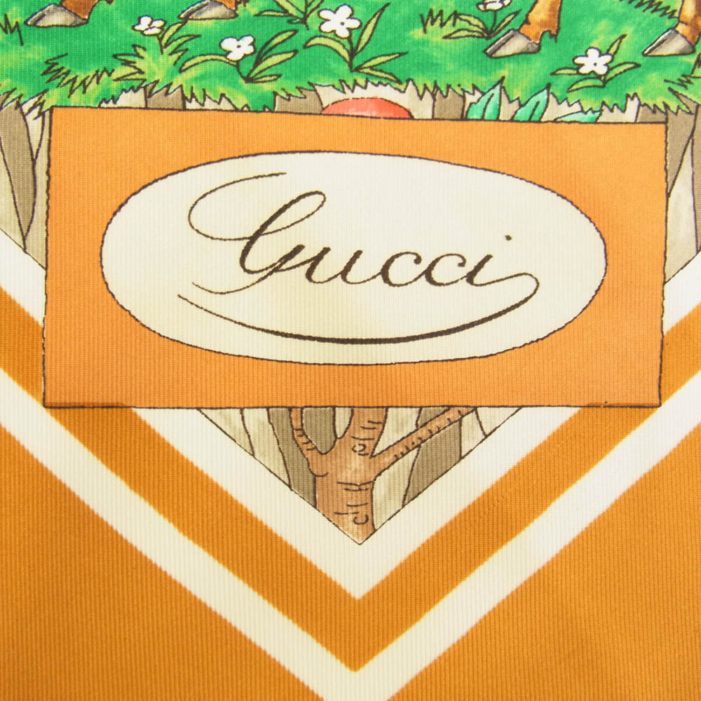 GUCCI グッチ シルク100％  犬 鹿 猪 果物 樹木 スカーフ マルチカラー系【中古】